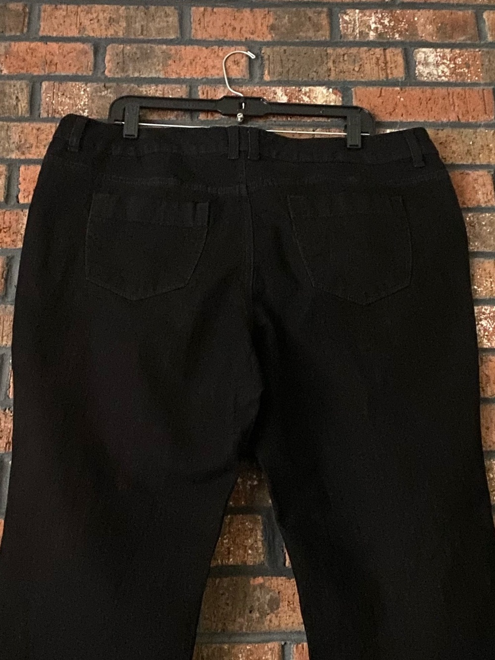 STYLE & CO. SLIM LEG , BLACK JEAN , with a SLIGHT STRETCH - Picture 9 of 11